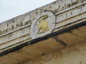 Bagan - Gold rabbit on pagoda
