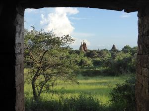 Bagan - Pagodas through doorway