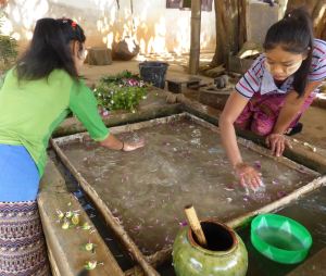making mulberry paper